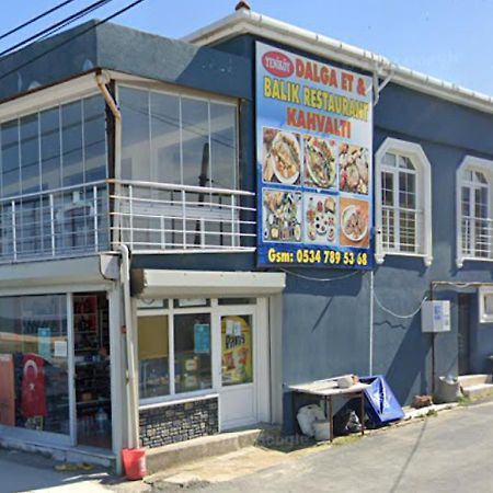 Deniz Kiyisina Sahip Oda Arnavutkoy Екстериор снимка